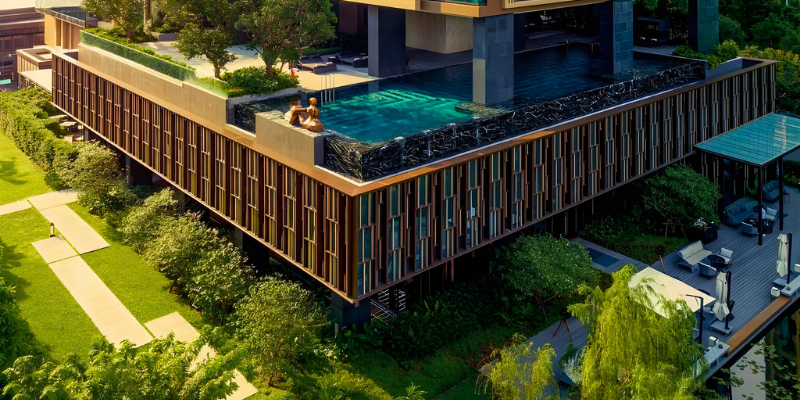 12 12 11 WOLO Travel